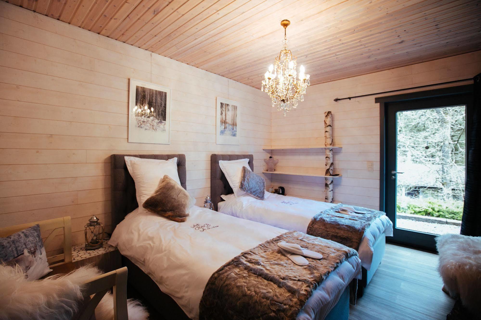 Art B&B A L'aise Durbuy Exterior foto